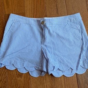 Lilly Pulitzer blue seersucker Buttercup shorts size 8
